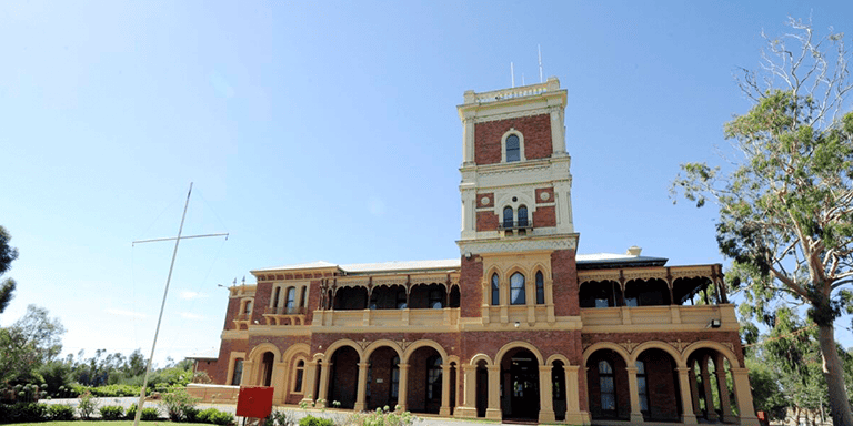 online store solutions for Dhurringile retailers